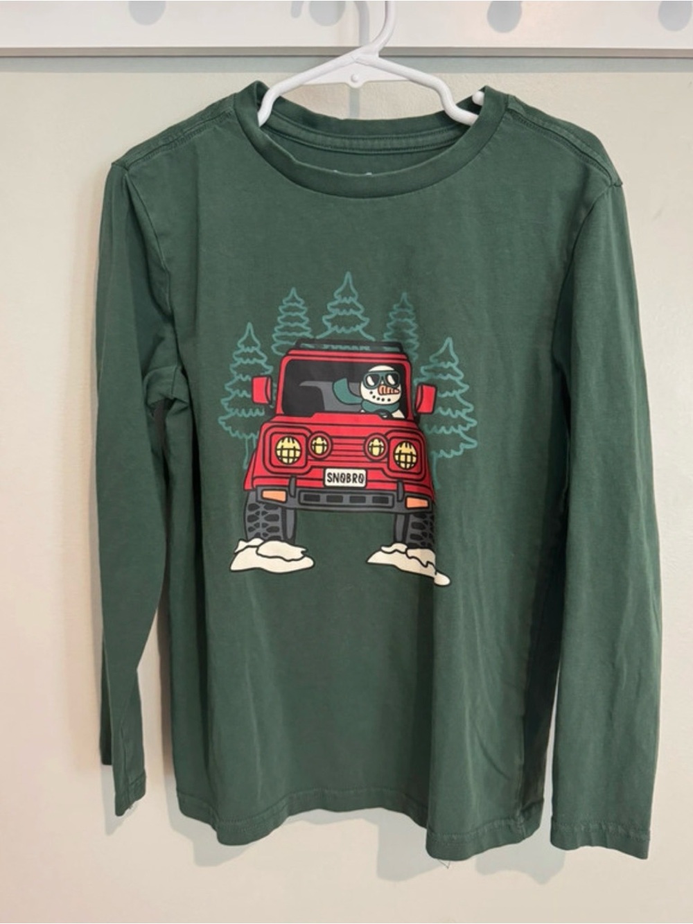 Tommy Bahama Kids Long-Sleeve Tee Green with Red Jeep Graphic